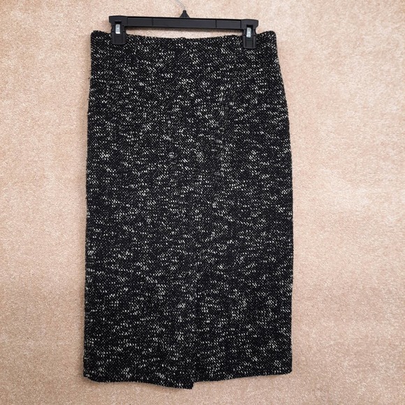 Ann Taylor Woven/Knit Black Pencil Midi Skirt Size 4 - Picture 3 of 6